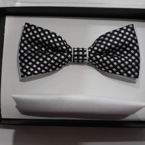 Zestaw mucha plus poszetka biało czarna