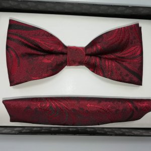 Zestaw mucha plus poszetka bordo z akcentem czarnego