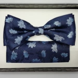 Mucha z poszetka granatowa