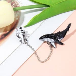 Pin Przypinka Wieloryb Kosmonauta
