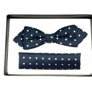 Mucha z poszetką granatowa w białe kropki